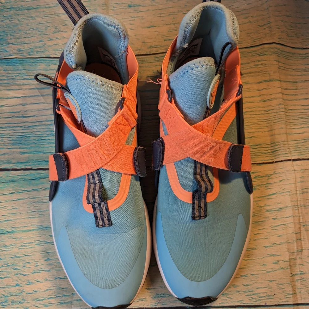 Nike Huarache City Blue sneakers size 7Y